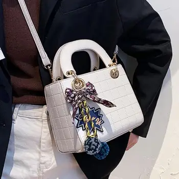 Kratka kwadratowa torba 2021 moda nowa jakość sztuczna skóra damska designerska torebka jedwabny szalik torba na ramię Torby torebki
