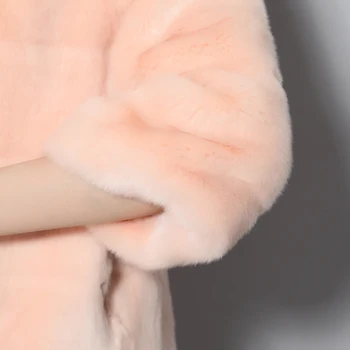 Nerazzurri różowy płaszcz ze sztucznego futra dla kobiet rękaw trzy czwarte jaskółczy ogon faux futro z bujną rękawem zimowa ciepła kurtka puszyste