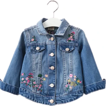 Nowe jesienne dziewczyny denim kurtka płaszcz haftowane kwiaty klapy ковбойское płaszcz kurtka dżinsowa dla dziewczynki kwiatowe jeans odzież wierzchnia 2-8T